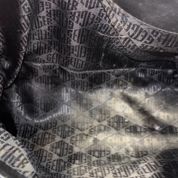 Kurt Geiger XXL Kensington Soft Quilted Leather Shoulder Bag - Picture 9 of 13